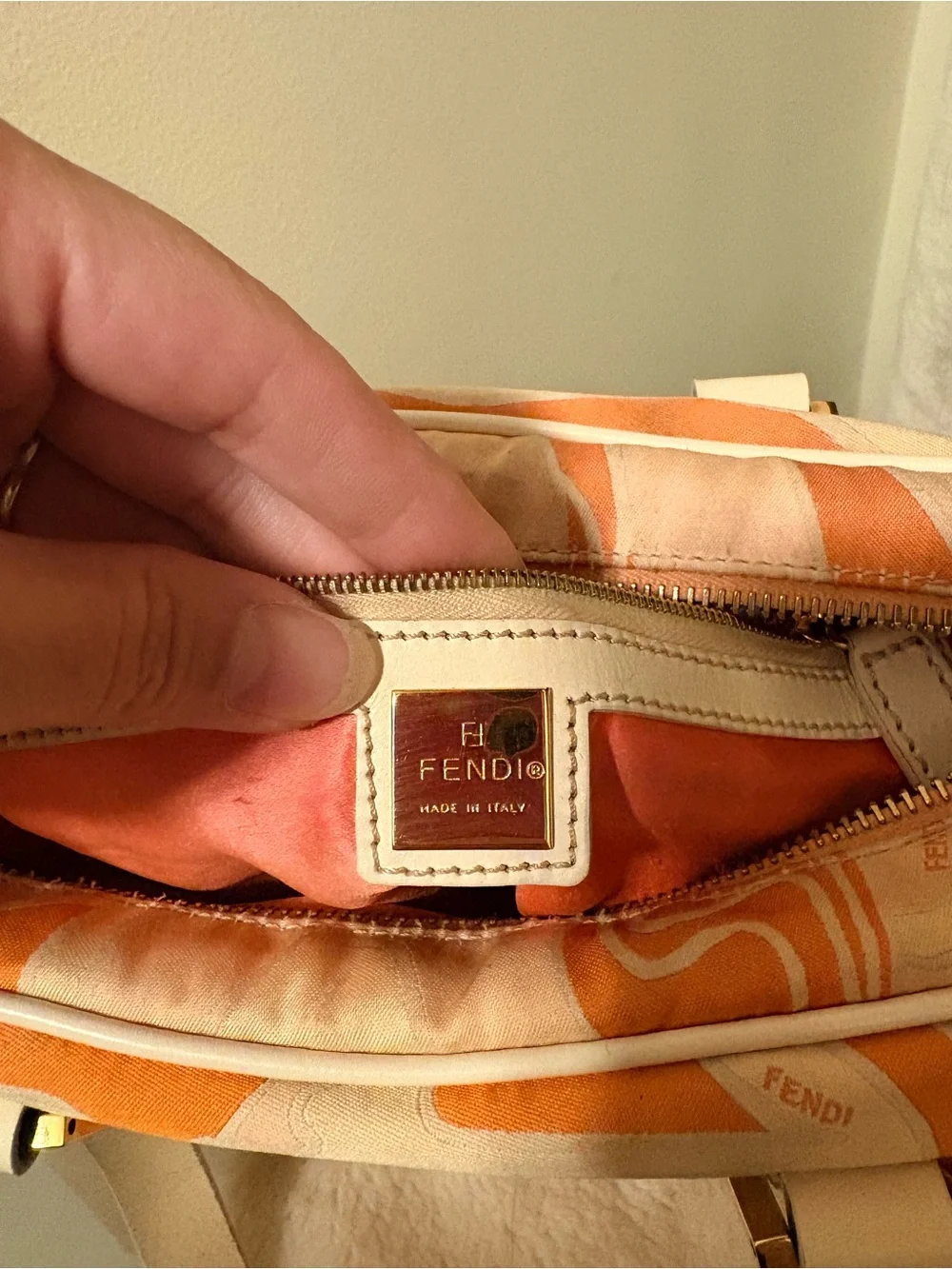 Vintage Fendi Swirl Bag Preloved.